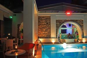Bazén v ubytování Hotel Lido Thassos nebo v jeho okolí