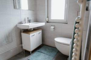 Koupelna v ubytování Ferienhaus Barbara + 13 fotografií