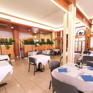 Restaurace v ubytování Hotel Capri