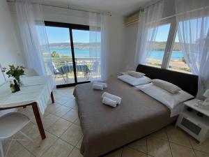 Foto dalla galleria di Studio apartments M&N a Trogir