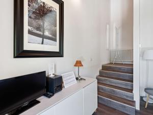 Foto dalla galleria di Nice apartment with terrace just steps from the beach a Ledro