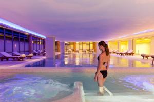 Hostia v ubytovaní Boutique 5 Hotel & Spa - Adults Only