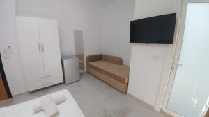 TV a/nebo společenská místnost v ubytování Hotel ZEKA