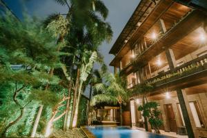 Bazén v ubytování Arthur Suites by Mahavilas nebo v jeho okolí
