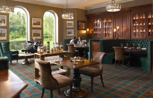 Uma área de estar em The Killarney Park