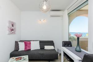 Posedenie v ubytovaní Adriatic Sunny Apartments