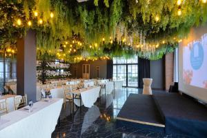 The Granite Luxury Hotel Penang 레스토랑 또는 맛집