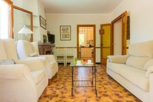 Χώρος καθιστικού στο Villa Es Pinar