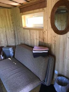 Posezení v ubytování Sillaotsa camp