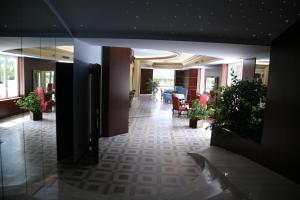 Vstupní hala nebo recepce v ubytování Hotel Royal