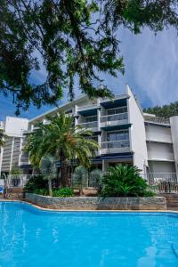 Бассейн в Hotel Le Quetzal или поблизости