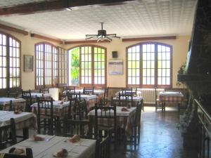 Gallery image of Hostal Los Pinares in Lloret de Mar