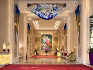Area soggiorno di Raffles Jakarta