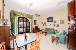Posezení v ubytování Mariblu Hotel