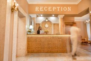 ล็อบบี้หรือแผนกต้อนรับของ Hotel Antique - free private parking