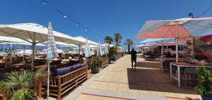 Φωτογραφία από το άλμπουμ του BnBIsrael apartments - Ramat Yam Marine σε Herzelia 