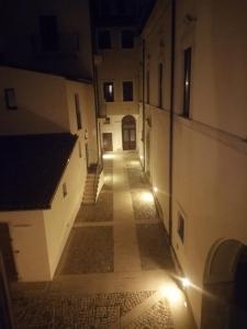 Zdjęcie z galerii obiektu B&B BONE NOVELLE dimora storica palazzo zuzi w mieście LʼAquila