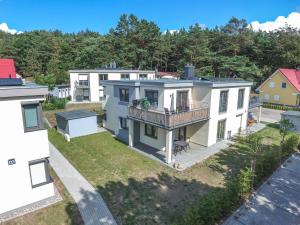 an aerial view of a house at Sonnenpark 15 in Korswandt