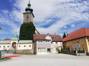 Budova, v ktorej sa apartmán nachádza