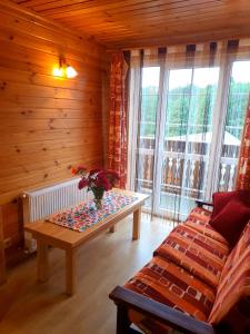 SusiecDomek MajowyMajowy z jacuzzi的相册照片