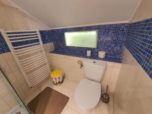 SusiecDomek MajowyMajowy z jacuzzi的相册照片