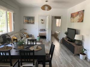 Część wypoczynkowa w obiekcie Pedregalejo Beach House