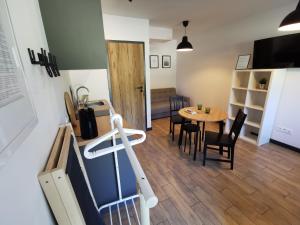 Fotografia z galérie ubytovania APARTAMENTY DĘBINA v destinácii Debina + 26 fotografií