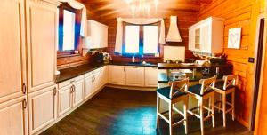 A kitchen or kitchenette at ZRUB BINDT