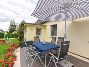 Balkón nebo terasa v ubytování Holiday Home Zierow near Baltic Sea Beach