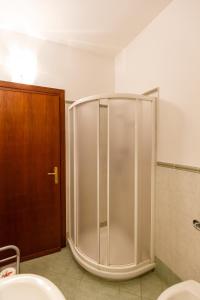 A bathroom at Palazzo Edy&Stef 1