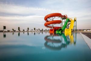 Bazén v ubytování Hotel Intergaj Bijeljina nebo v jeho okolí