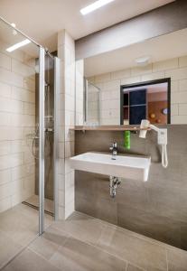 Kupatilo u objektu JUFA Hotel Weiz