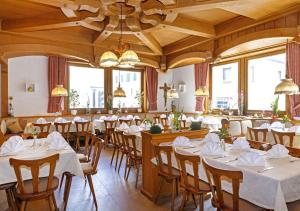 Restaurant o un lloc per menjar a Hotel Gasthof Krone