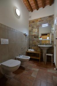 A bathroom at Villa Nadar
