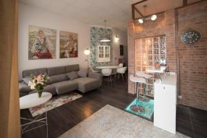 Posezení v ubytování Apartamento de lujo en Gijòn