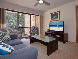 Gallery image of Bay Parklands 44 WI FI Netflix Air Con and Views in Nelson Bay
