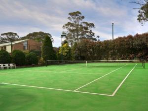 Gallery image of Bay Parklands 28 pool tennis court and stunning views in Shoal Bay