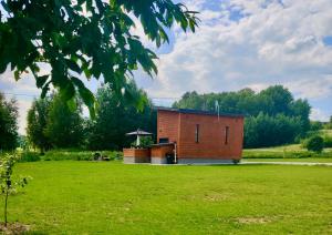 גינה חיצונית ב-Hurmioru guesthouse near Otepää with sauna