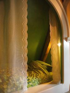 Giường trong phòng chung tại Grote Goesting holiday house