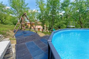 Bazén v ubytování Casa Mira - Two Bedroom Holiday Home with Pool nebo v jeho okolí