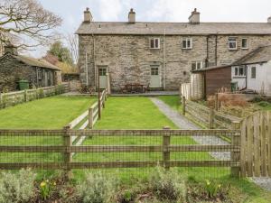 Gallery image of Holly Tree Cottage in Coniston