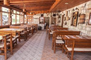 Restaurace v ubytování Hotel Zlatni bor