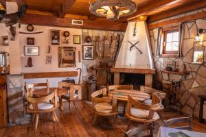 Posezení v ubytování Hotel Zlatni bor