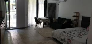 Imagine din galeria proprietății Alexandra Studio Alezzi în Mamaia Nord – Năvodari