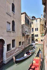 Photo de la galerie de l'établissement Flat with canal view near San Marco, à Venise