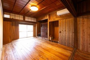 Fotografie z fotogalerie ubytování 屋久杉楼 七福 v destinaci Jakušima