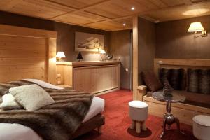 Posezení v ubytování Hotel Les Mélèzes