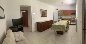 Galeriebild der Unterkunft Villa con Biolago - Downstairs in Cappelle sul Tavo