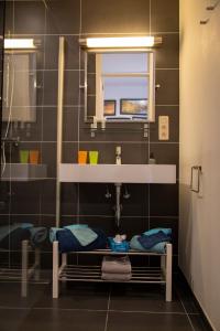 A bathroom at B&B Lievejan