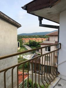 Un balcón o terraza de Sarievi Holiday Home